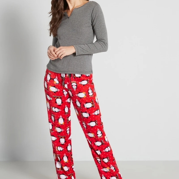 Modcloth Other - NEW Modcloth Head-to-Toe Happiness Penguin Pajama Set